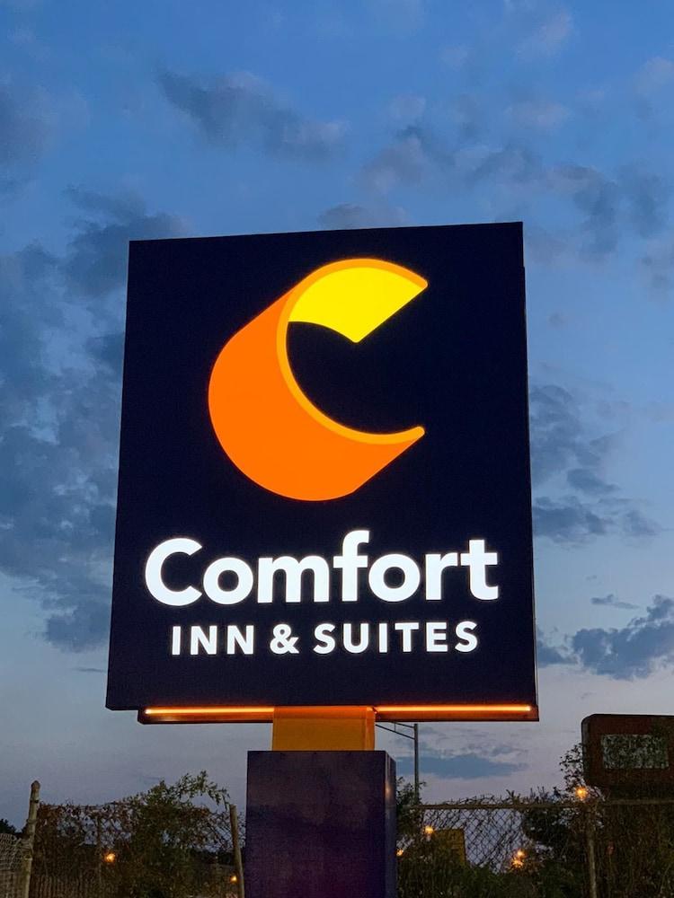 Comfort Inn & Suites East Hartford - Hartford Zewnętrze zdjęcie